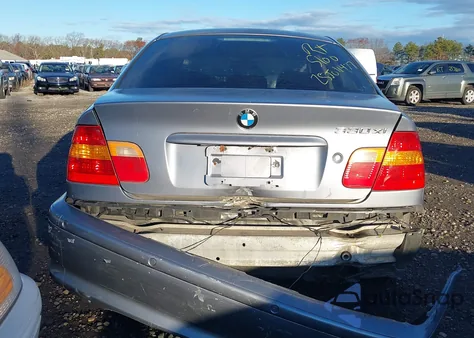 2003 BMW 330Xi from USA, damaged, VIN WBAEW53483PN30175